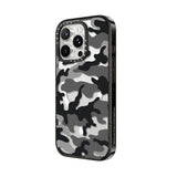 Funda CASETiFY Camo Over Black para iPhone 16 Pro