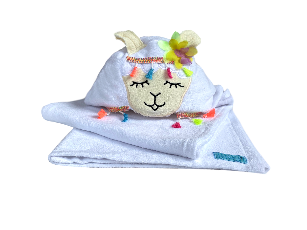 White llama-shaped children's towel, one size fits all