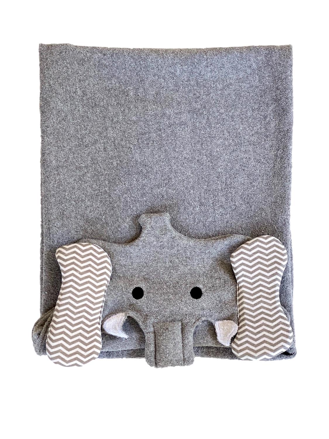 Gray elephant-shaped children's towel, one-size-fits-all