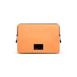 Funda Ultra Ligera para Macbook 14" Naranja Native Union