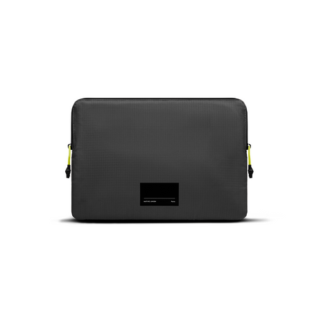 Funda Ultra Ligera para Macbook 13" Negro Native Union