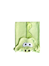 Crocodile-shaped children's towel, one-size-fits-all